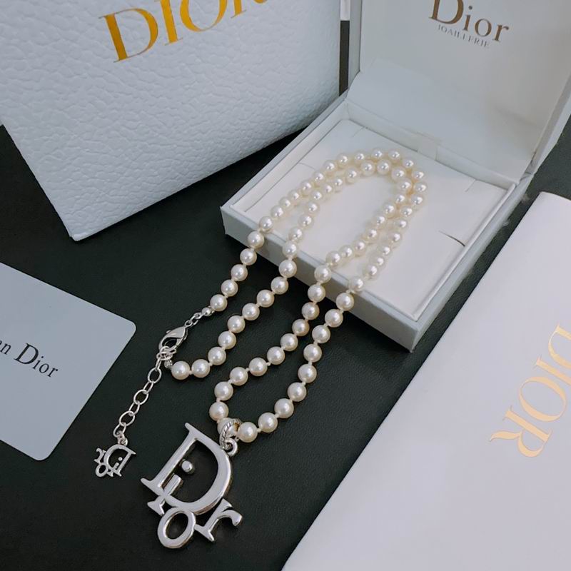 Dior Necklace 06lyr693